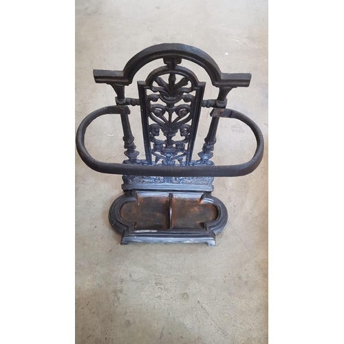 4 - Vintage cast iron umbrella/stick stand complete with drip tray – 32cm x 15 x 5 overall