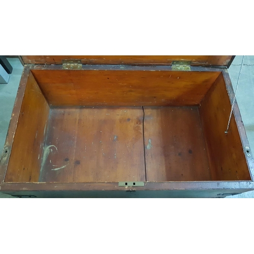 88 - Heavy wooden trunk with metal reinforcements, handles, stay, knob and key – 84cm x 48 x 33