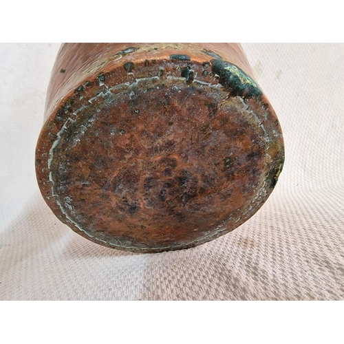 630 - Antique Copper Pot, Hand Beaten with Carrying Handle, (Approx. Ø: 27cm, H: 26cm)