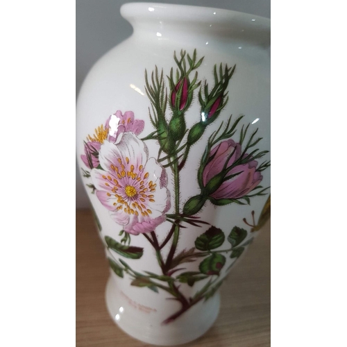 196 - Portmeirion 'The Botanic Garden' Porcelain Vase, by Susan Williams-Ellis, (Approx. H: 17cm)