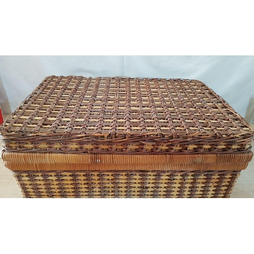 399 - Retro Style 'Pic-Nic' Wicker Basket with Quantity of Accessories, (a/f)