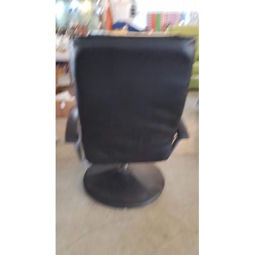 42A - Large Black 'Eco Leather' Office Swivel Chair