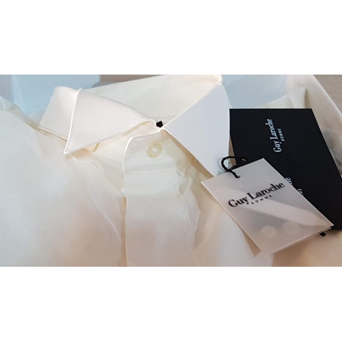 431 - 'Guy Laroche' Men's Ivory Shirt with Wing Collar and Long Sleeve, Unused, (Size: L, 16.5'')