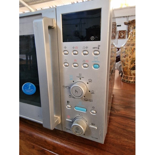 166 - Samsung Microwave, (Model: CE1150R), Silver Colour, (Untested, Requires Cleaning)