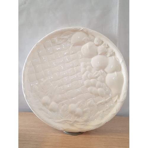 562 - Retro White Ceramic Plate with Embossed Fruit Pattern, (Approx. Ø: 32cm)