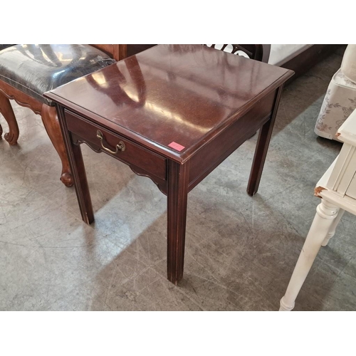 659 - Classical Style Dark Wood Side Table with Drawer, (Approx. 53 x 66 x 58cm)