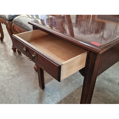 659 - Classical Style Dark Wood Side Table with Drawer, (Approx. 53 x 66 x 58cm)