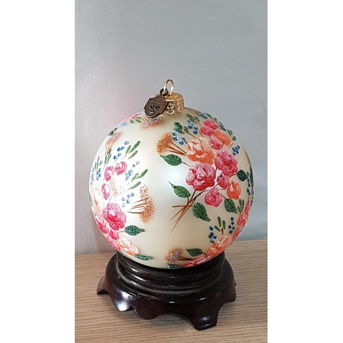 61 - 'Komozja' Multi-Colour Glass Floral Pattern Christmas Bauble / Ornament, Hand Made, (Approx. Ø: 10cm... 