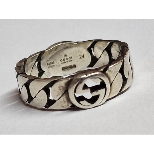 102 - Wide Gucci Interlocking Ring in 925 Sterling Silver, Made in Italy, (Approx. Size: U, 5.9g)