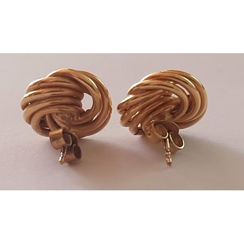 126 - 9ct Yellow Gold Swirl Design Stud Earrings, (Approx. 3.1g)