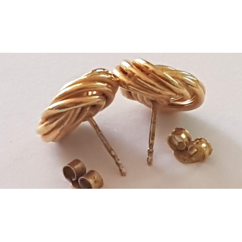 126 - 9ct Yellow Gold Swirl Design Stud Earrings, (Approx. 3.1g)