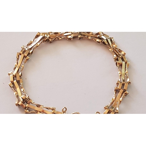 128 - Yellow Gold 9ct (Hallmark 375) '3-Bar Gate' Bracelet with Heart Clasp and Safe Chain, (Approx. 5.1g)