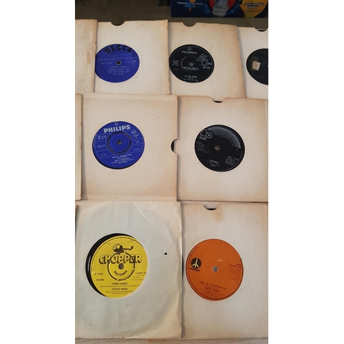 168 - 33 x Vintage Single Vinyl Records with Different Artists and Types of Music and Different Record Lab... 