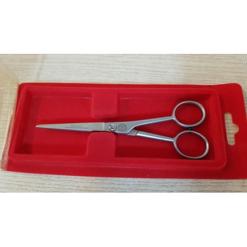 20 - 'Body & Soul' Crafted Professional Hairdresser's Scissors (1 x Standard and 2 x Thinning Combs).
(x3... 