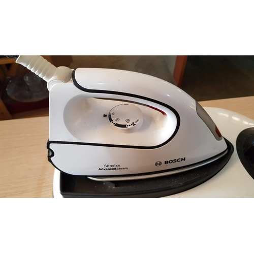 202 - 'Bosch'  Advanced Steam, Steam Iron, Sensixx B10L, Type CKBD14, Made in Germany, Working when Lotted... 