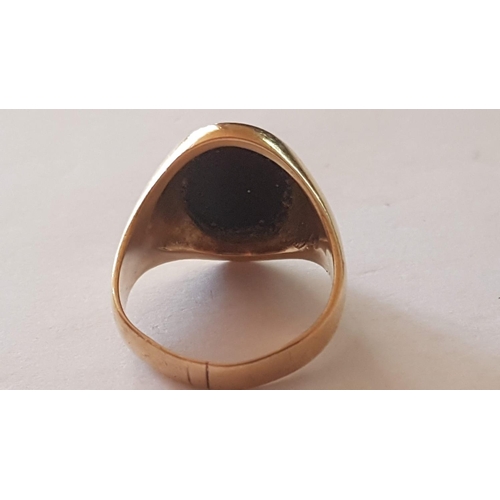 227 - Men's Signet Ring, 9ct Yellow Gold with Large Black Oval Stone, (Approx. 9.3g, Size U).