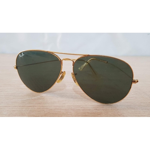 304 - Pair of Ray-Ban 'Aviator' Sunglasses with Soft Case (Polaroid).