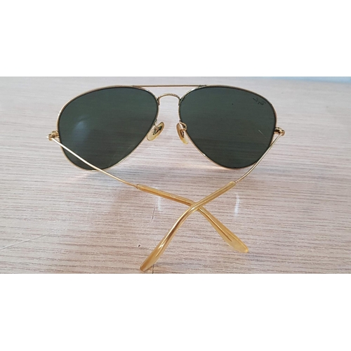 304 - Pair of Ray-Ban 'Aviator' Sunglasses with Soft Case (Polaroid).