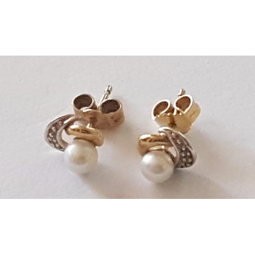 313 - 9ct Yellow Gold Earrings with Swirl/Single Pearl Design. Approx. 1.2g