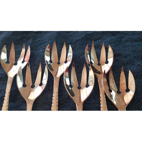 451 - Set of 6 x Classic Lefkara Style Silver Cypriot 800 Cake Forks, (Approx. 65.6g), (6)