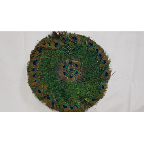 164 - Natural Peacock Feather Hand Fan, (Approx. Ø: 34cm).