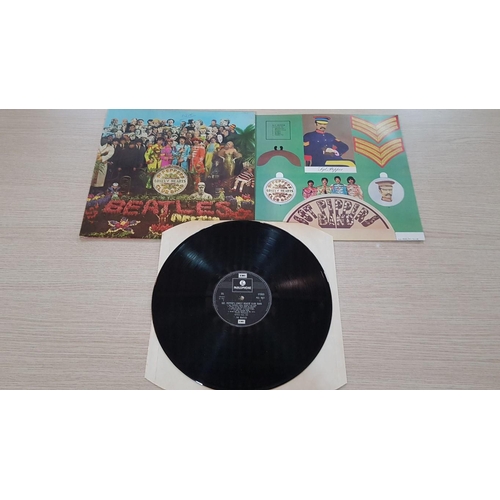 278 - Vintage Vinyl Record 'The Beatles 'Sgt. Pepper's Lonely Hearts Club Band' (1967)