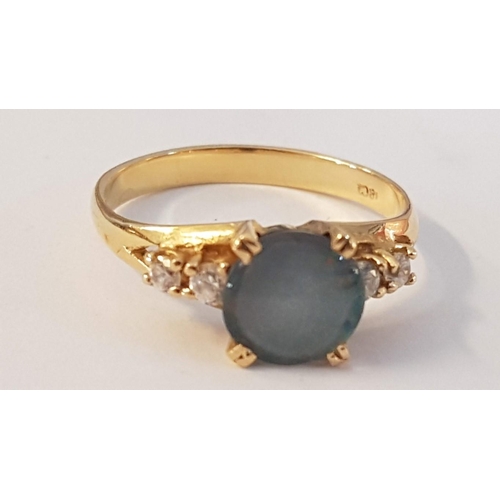 289 - 18ct Gold Ring with Raised Round Stone, Offset by 4 x Round Cut Clear Stones, (Approx. Size: R/S, 4.... 