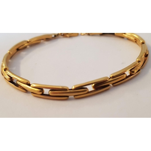 56 - 9ct Gold 'Brittanic' Expandable Bracelet, (Approx. L: 16.5cm, 5.6g)