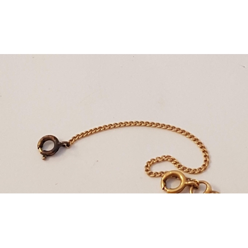 62 - 18ct Gold Double Link Twisted Bracelet with Safety Chain, (Approx. L: 19.5cm, 5.1g)