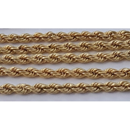 91 - Decorative 18ct Gold Double Link Twisted Chain Necklace, (Approx. L: 60cm, 10.6g)