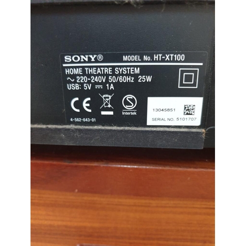 212 - Sony Sound Bar/Home Entertainment System with Built-in Subwoofer & Remote Control. Has HDMI, Digital... 