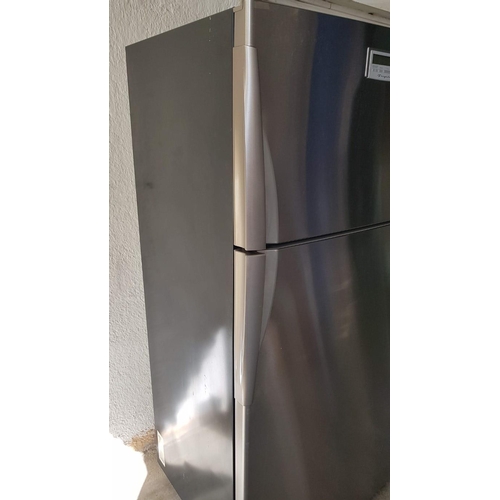 187 - 'Frigidaire' Fridge Freezer, Silver, Working when Lotted,