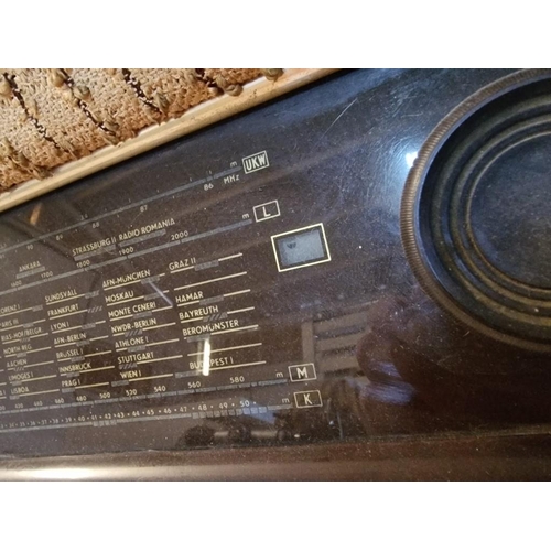 23 - Vintage Blaupunkt Radio, (Model: F 510 WP), (Approx. 58 x 25 x 36cm), (Untested)