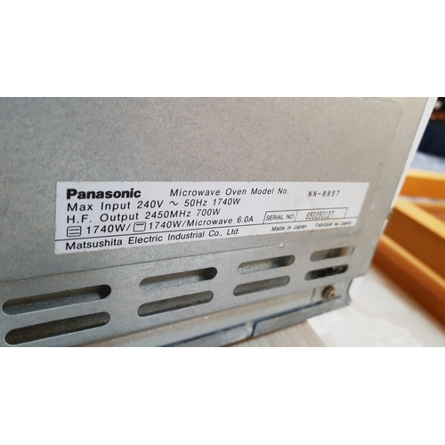 419 - 'Panasonic' Dimension4 Microwave Oven, Model No. NN-8857, Made in Japan, * Basic Test & Working *, A... 