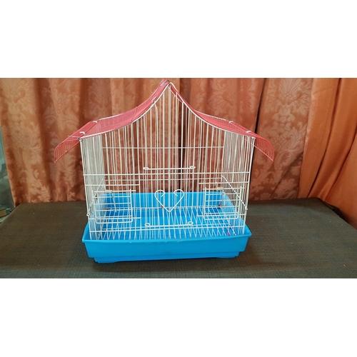 444 - Small Bird Cage, 22cm x 33cm x 35cm.