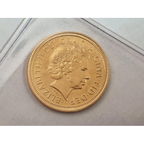 98 - British (2000) Gold Half Sovereign 22ct Gold Coin, (Approx. 3.99g, Ø:19.3mm), in Proof-Like Conditio... 