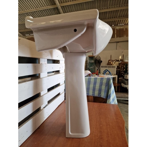 570 - White Ceramic Pedestal Wash Basin