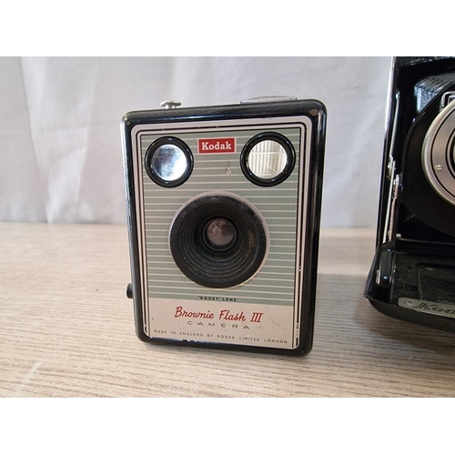 58 - 2 x Vintage Kodak Cameras; 'Junior 1' Folding Bellows and 'Brownie Flash III' Box in Case, (2)