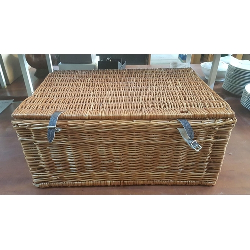 395 - Large Traditional Wicker Picnic Basket/Hamper. (63cm x 43cm x30cm).