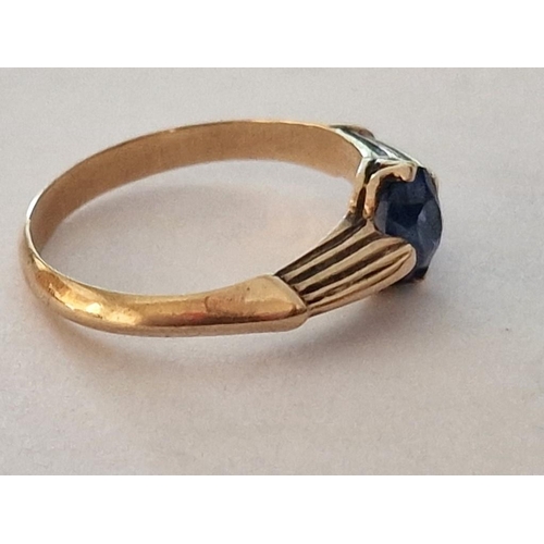 160 - Decorative Art Deco Style 9ct Gold Ring with Round Cut Blue Stone, (Approx. Size: N, 2.4g)