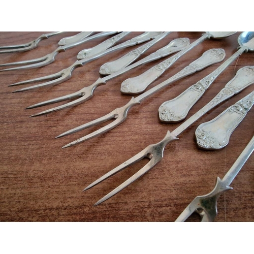 162 - Set 12 x Sterling Silver Desert Spoons and 12 x Matching Sterling Silver Desert Forks, (Approx. L: 1... 