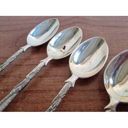 481 - Set of 6 x Sterling Silver Tea Spoons with Platted Stems and Decorative Handles, (Approx. L: 13cm, .... 