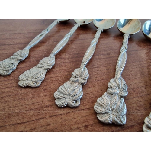 481 - Set of 6 x Sterling Silver Tea Spoons with Platted Stems and Decorative Handles, (Approx. L: 13cm, .... 