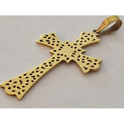 90 - Ornate Pierced 9ct Gold Cross Pendant, (Approx. H: 43mm, 3.0g)