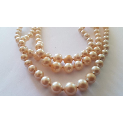 375 - Vintage Multistrand Pearl Necklace with  Silver Clasp.