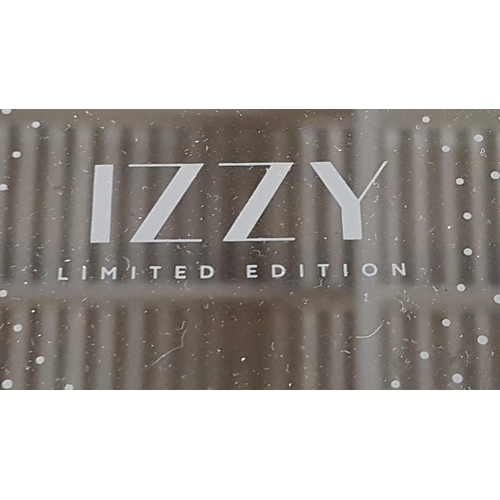 479 - 'Izzy' Limited Edition, Induction Hot Plate, Model: IZ-1201, Untested.