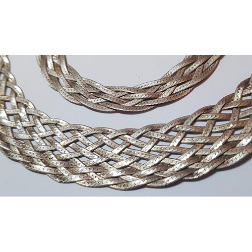 602 - Silver 925, Woven Braided Set: Necklace (L: 39cm) and Matching Bracelet (L: 18cm ), Approx. 33g.