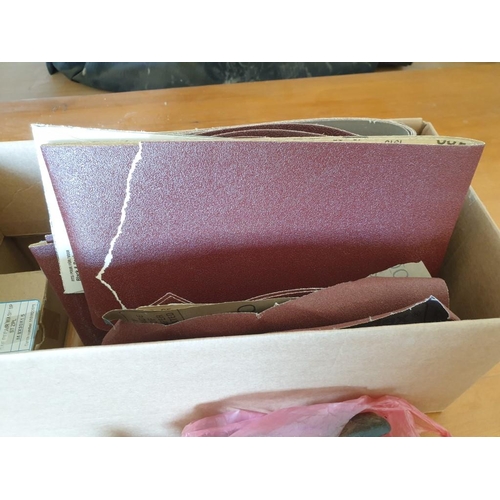 532 - Box of Sandpaper