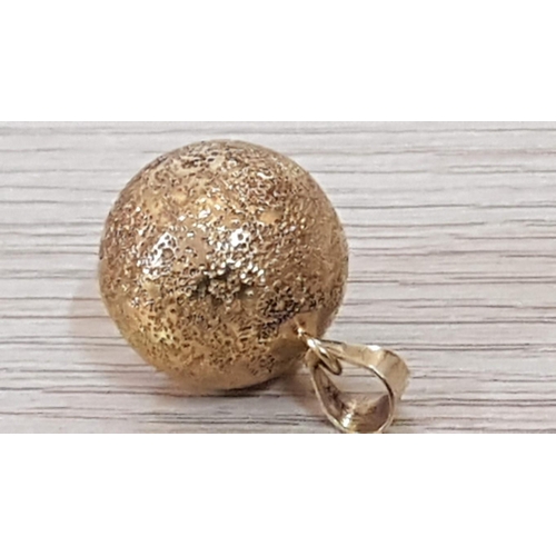 644 - Silver (925) and Gold Tone 'Bauble' Ring with Matching Pendant, (Approx. Size: S, Total Weight 9.4g)