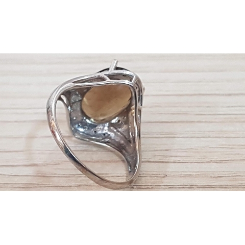 639 - Silver (925) Ring with Large Natural Stone (Possibly Smokey Quartz), (Approx. Size: T/U, 4.9g)